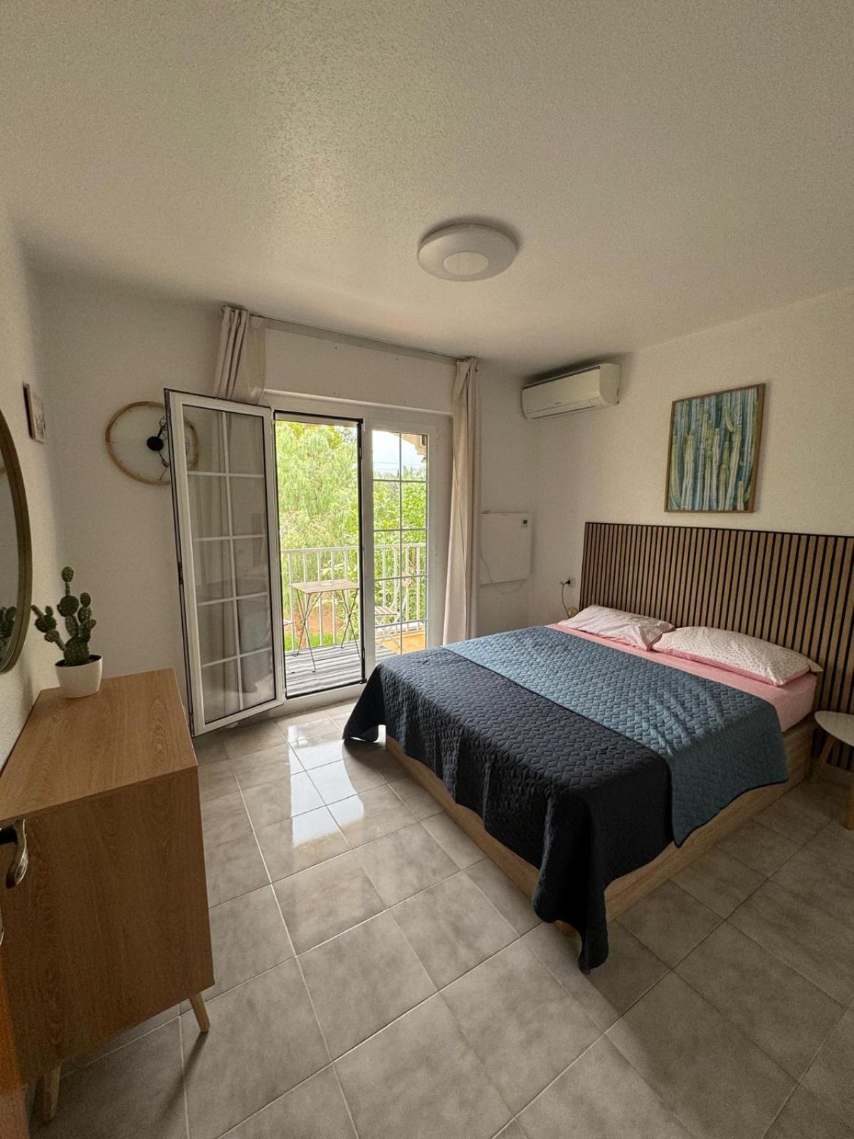 Holiday home Mare - 2 Beds With Balcony, Patio And Pool And Direct Park Access